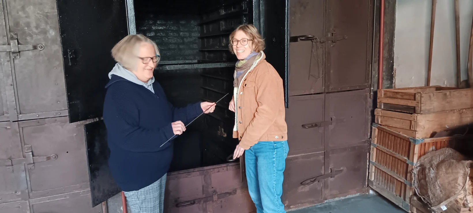 Gemeinsam mit Frau Mahrt der FLAG Eckernförde in der Alten Räucherei e.V.
